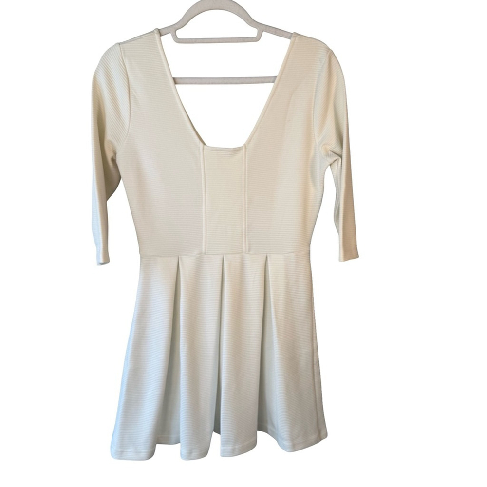White Fit and Flare Ribbed Dress 3/4 Sleeves Size S Minimalist Party Cocktail